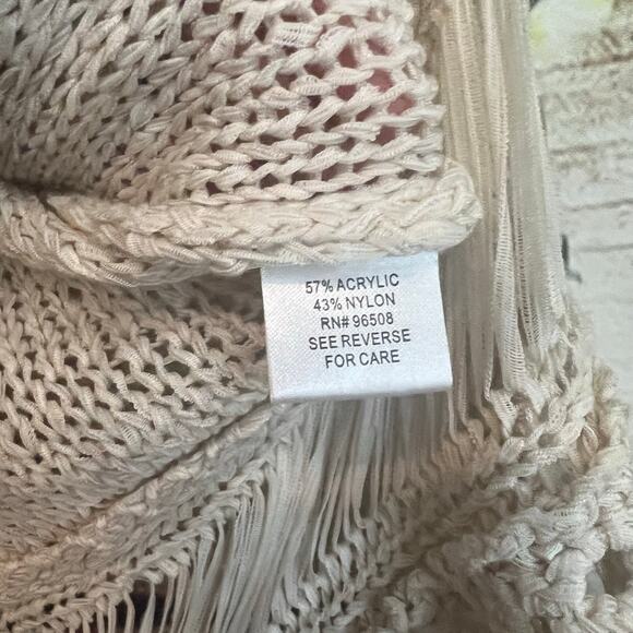 Fang Crochet Fringe Sleeveless Knit Vest XS Boho Festival Beachy Coverup Sweater - Picture 4 of 5